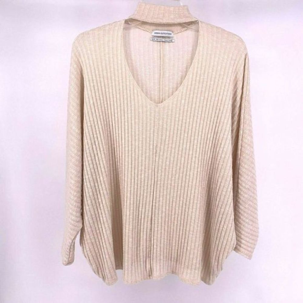 Urban Outfitters Ribbed Cream XS Keyhole Sweater